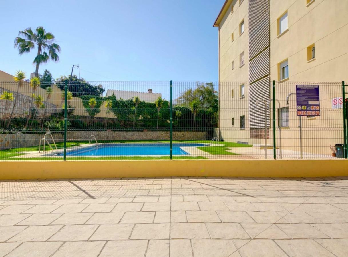 Apartamento Vinuela ฟูเอนฮิโรลา ภายนอก รูปภาพ