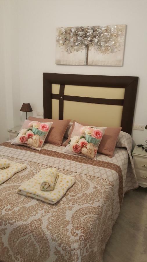 Apartamento Vinuela ฟูเอนฮิโรลา ภายนอก รูปภาพ